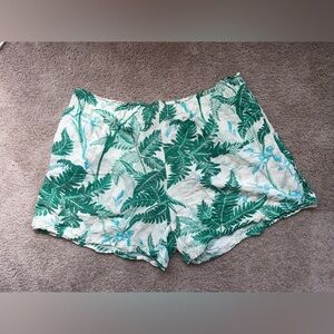 H&M Linen Blend Palm Print Pull On Shorts
